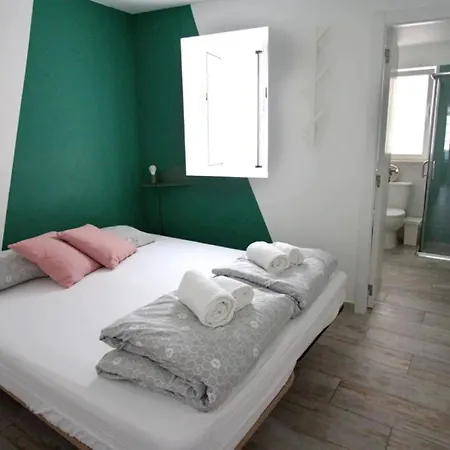 Hostel Wot *
