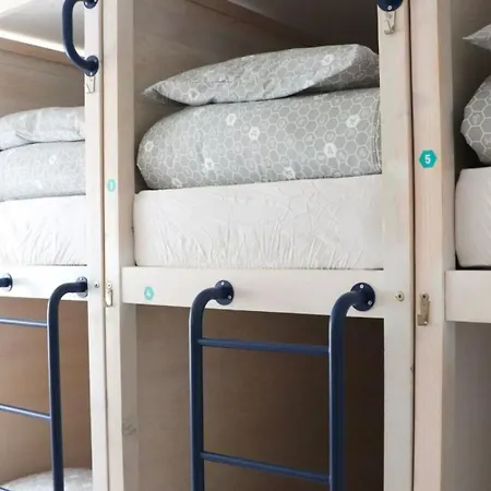 Hostel Wot