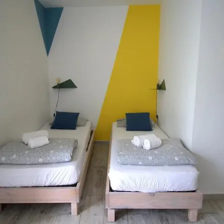 Hostel Wot *