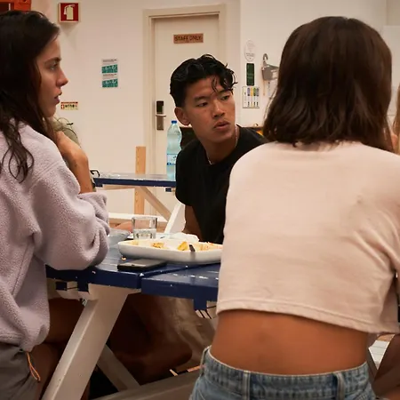 Wot Social Vandrerhjem *