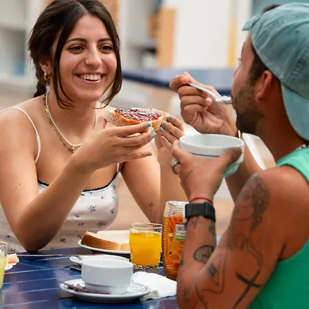 Wot Social Vandrerhjem