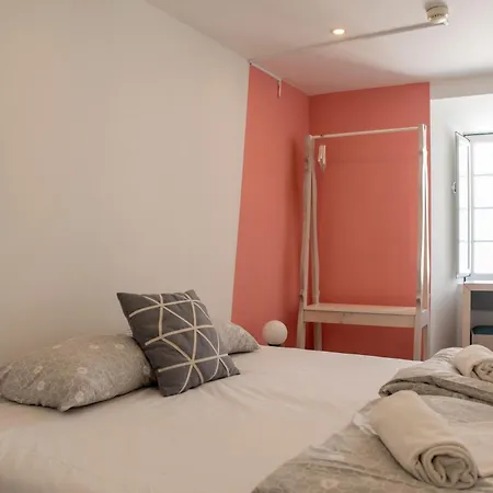 Vandrerhjem Wot Social