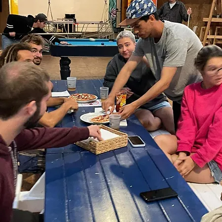 Wot Social Auberge de jeunesse *