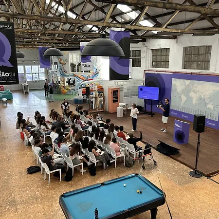 Auberge de jeunesse Wot Social