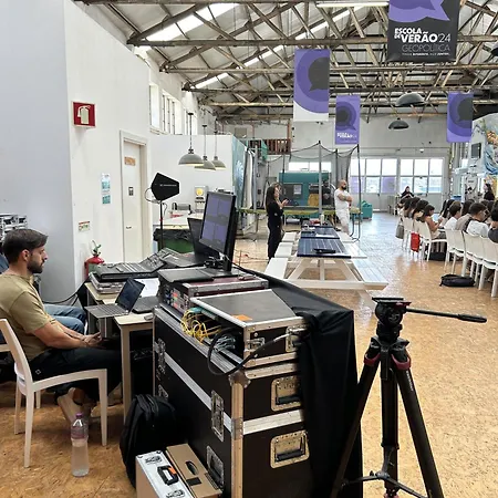 Auberge de jeunesse Wot Social *