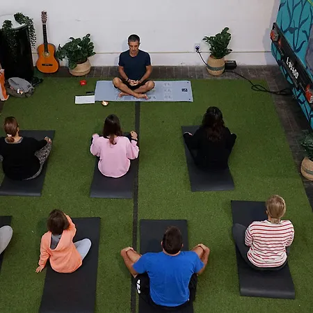 Auberge de jeunesse Wot Social *