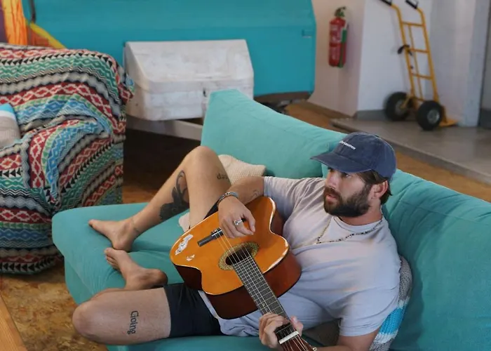 Wot Social Auberge de jeunesse *