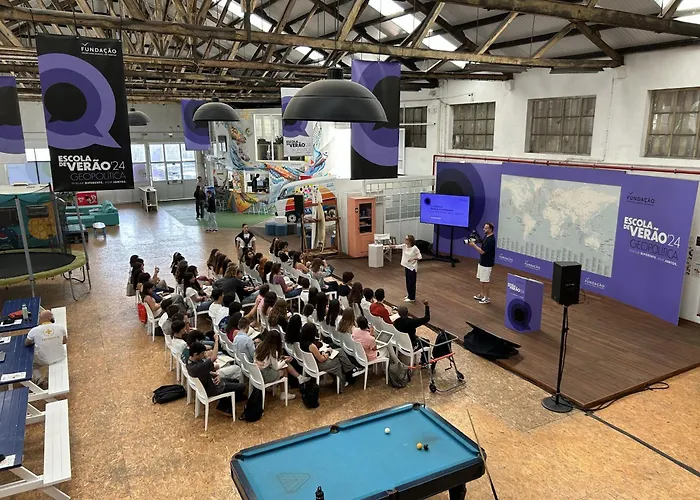 Auberge de jeunesse Wot Social