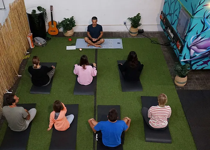 Auberge de jeunesse Wot Social *