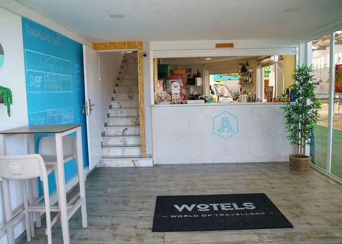 Wot Social Auberge de jeunesse Peniche